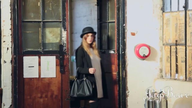 Превью Парень встретил давнюю подругу нежным куни и страстным сексом № 16407