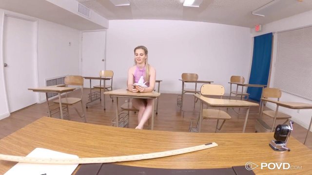 Превью Учитель побаловал киску студентки секс-игрушкой и своим членом № 35629