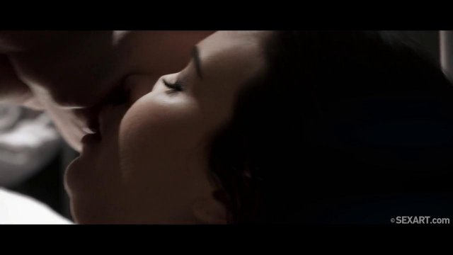 Превью Молодая парочка страстно трахается, вернувшись домой после вечеринки № 35887