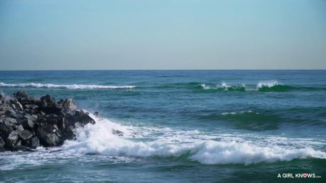 Превью Девушки устроили лесби секс с нежными ласками на бильярдном столе № 35895