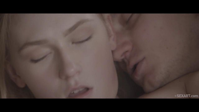 Превью Нежный секс с романтичной блондинкой, которая любит сосать № 35926