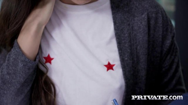 Превью Стройная телка в чулках отлично смотрится на члене парня верхом № 36011