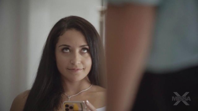 Превью Два приятеля по очереди пробуют киску очаровательной телочки № 36112