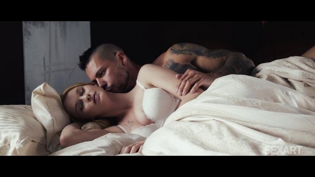 Превью Разбудил красотку оральными ласками и нежно отымел в вагину № 36119