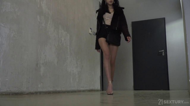 Превью Брюнетка успела насладиться анальным сексом № 39648