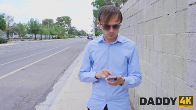 Превью Взрослый мужик учит телку правильно кончать № 42410