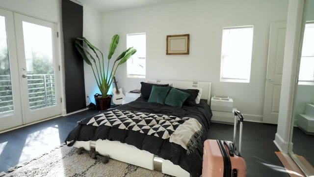 Превью Сексуальные намёки сестрички № 44887