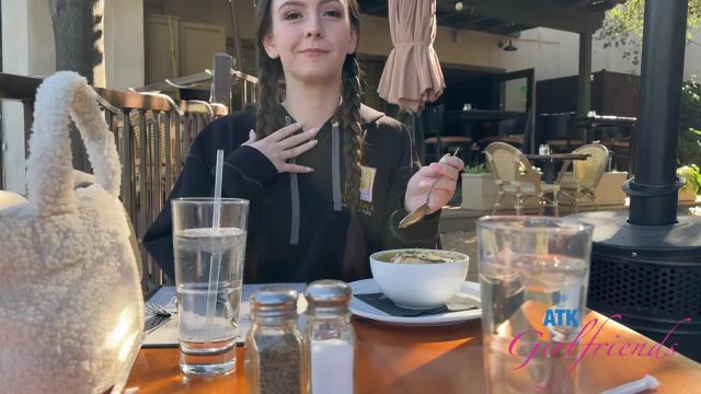 Превью После первого свидания любая девка должна отсосать № 46911