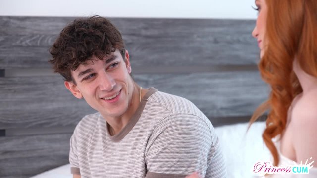 Превью Рыжая пиздёнка невероятно вместительная № 47019